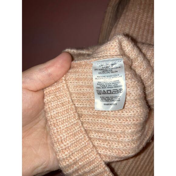 Loft peach colored button-front cardigan sweater size medium - Picture 7 of 7